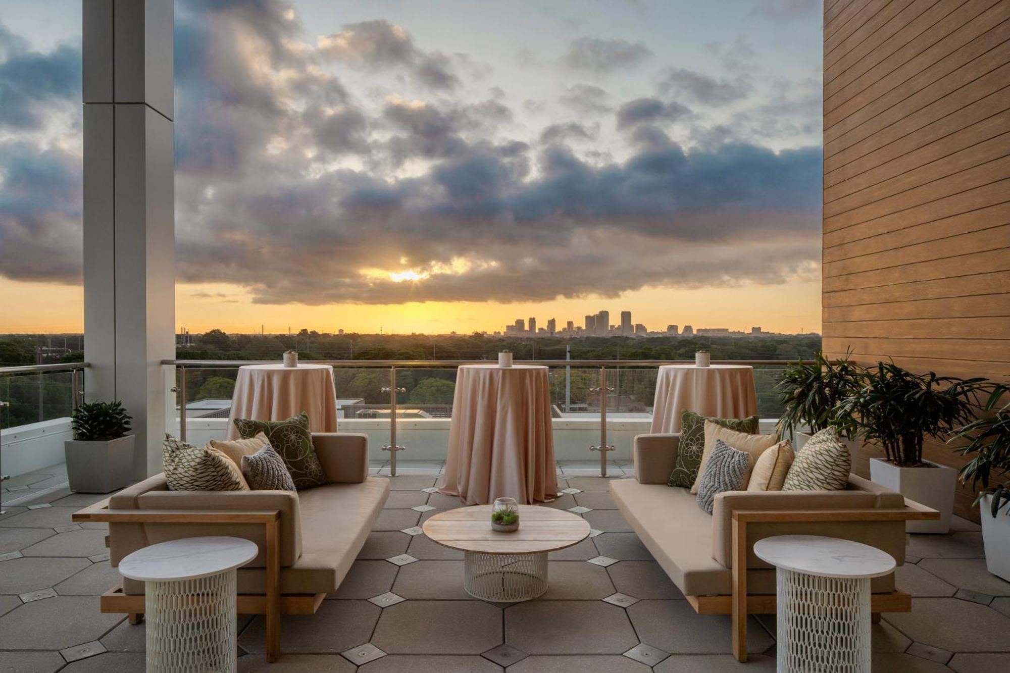 Aloft Tampa Midtown Hotel Exterior foto